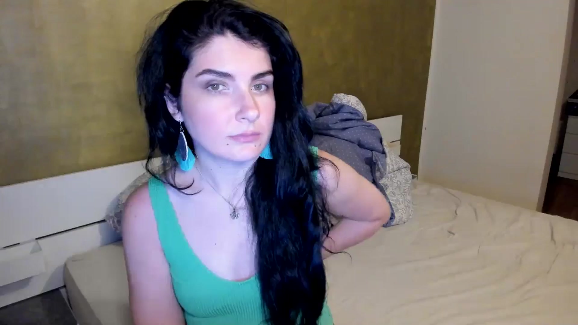 Gallery image thumbnail from SiouxPrincess's myfreecams stream on, 04/15/2026, 21:26 image 15 of 20
