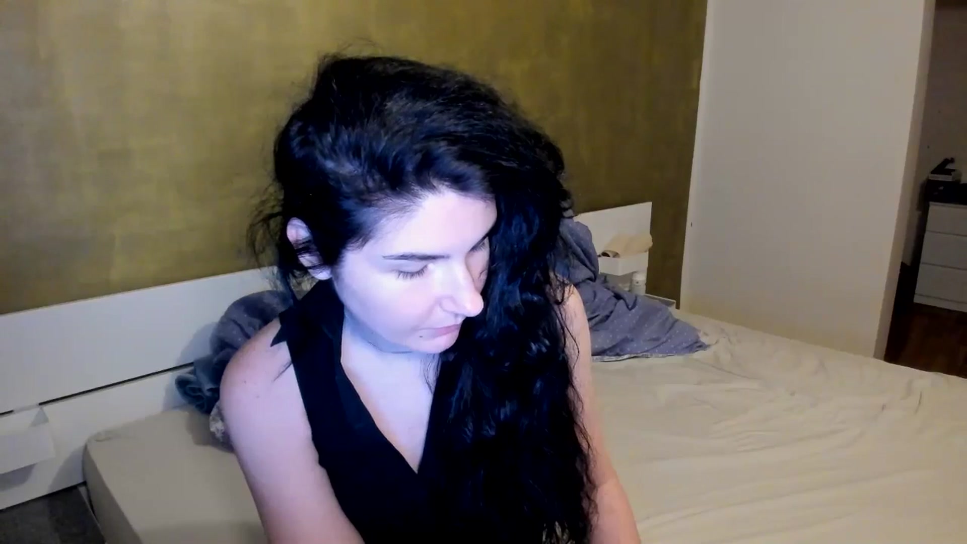 Gallery image thumbnail from SiouxPrincess's myfreecams stream on, 04/23/2026, 21:36 image 2 of 20