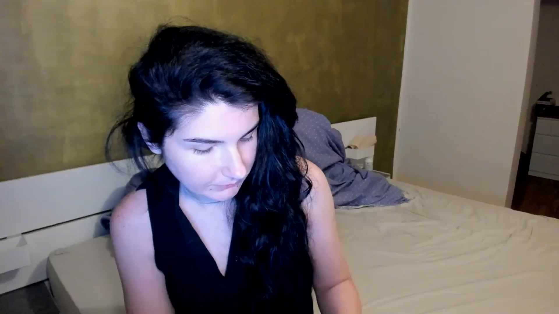 Gallery image thumbnail from SiouxPrincess's myfreecams stream on, 04/23/2026, 21:36 image 13 of 20