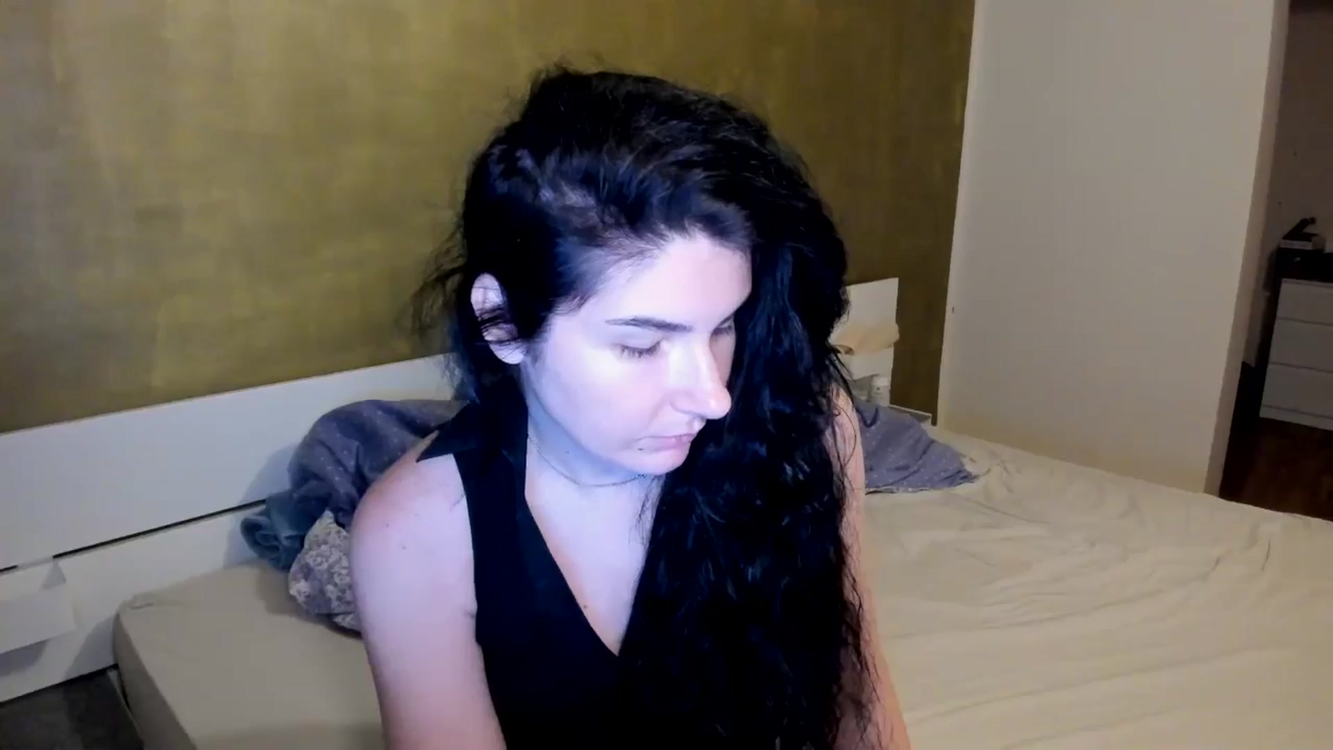 Gallery image thumbnail from SiouxPrincess's myfreecams stream on, 04/23/2026, 21:36 image 9 of 20