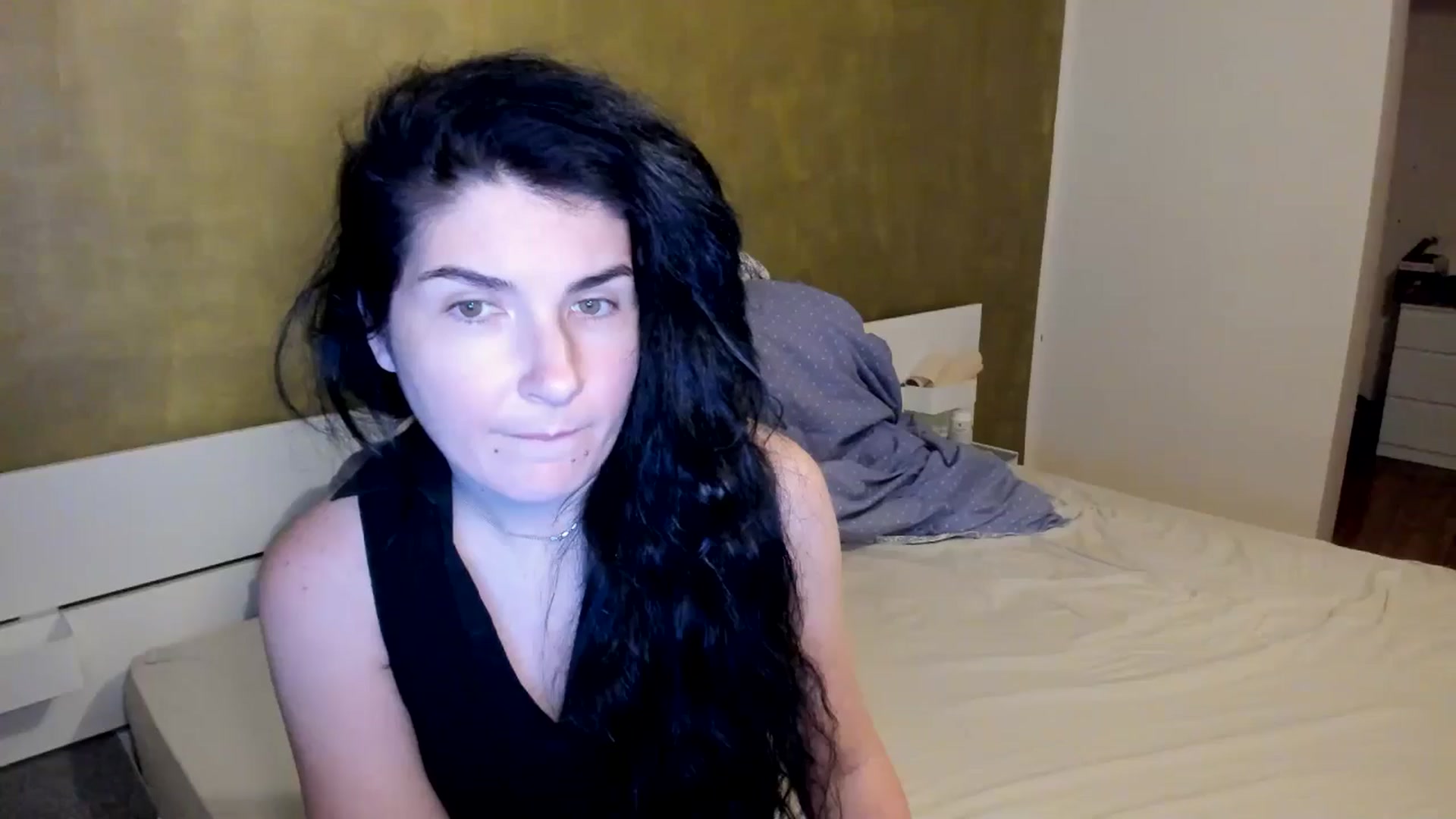 Gallery image thumbnail from SiouxPrincess's myfreecams stream on, 04/23/2026, 21:36 image 19 of 20