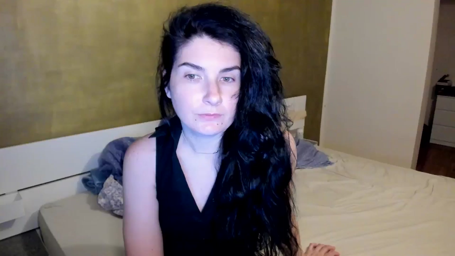 Gallery image thumbnail from SiouxPrincess's myfreecams stream on, 04/23/2026, 21:36 image 1 of 20