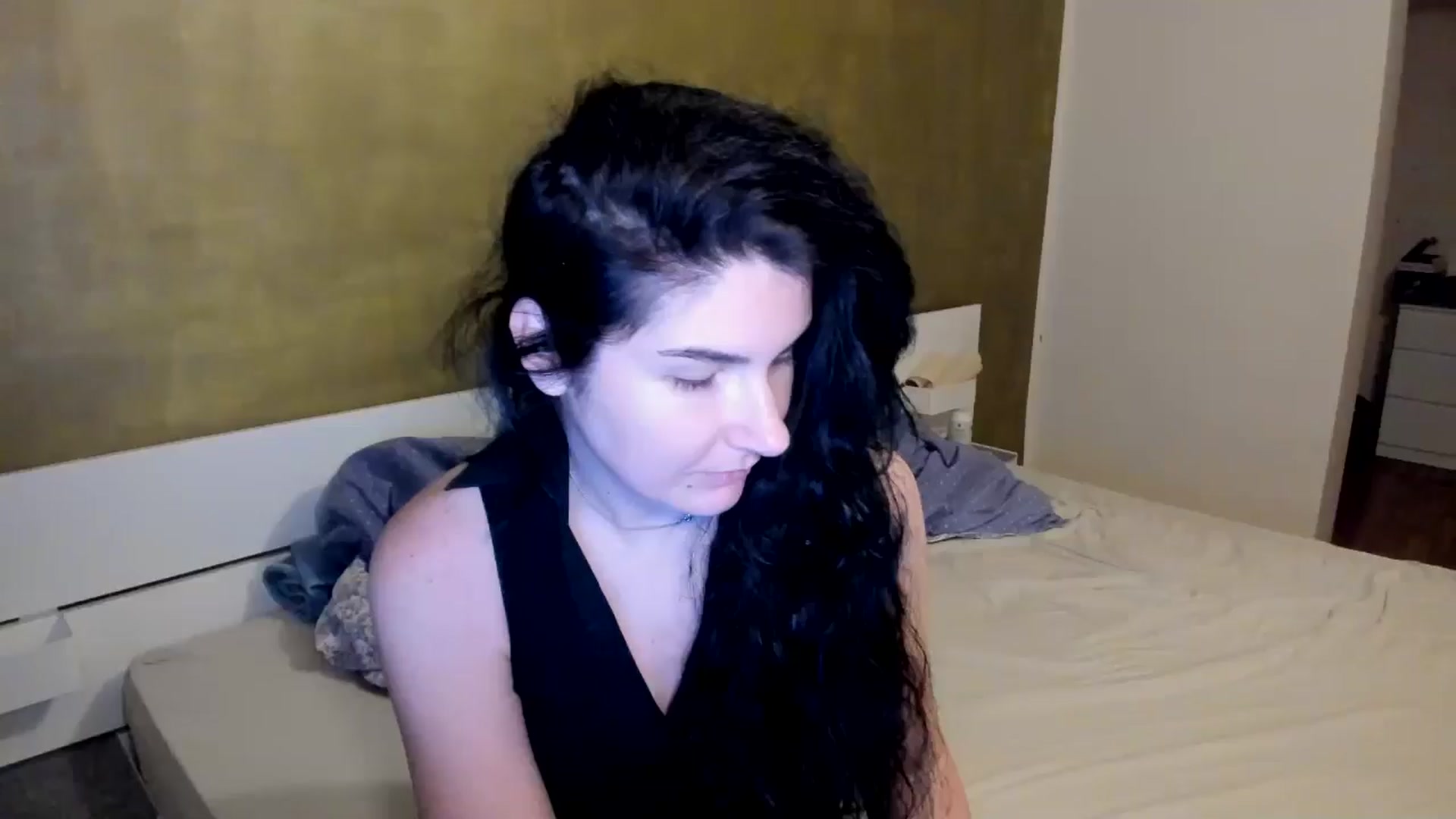 Gallery image thumbnail from SiouxPrincess's myfreecams stream on, 04/23/2026, 21:36 image 8 of 20
