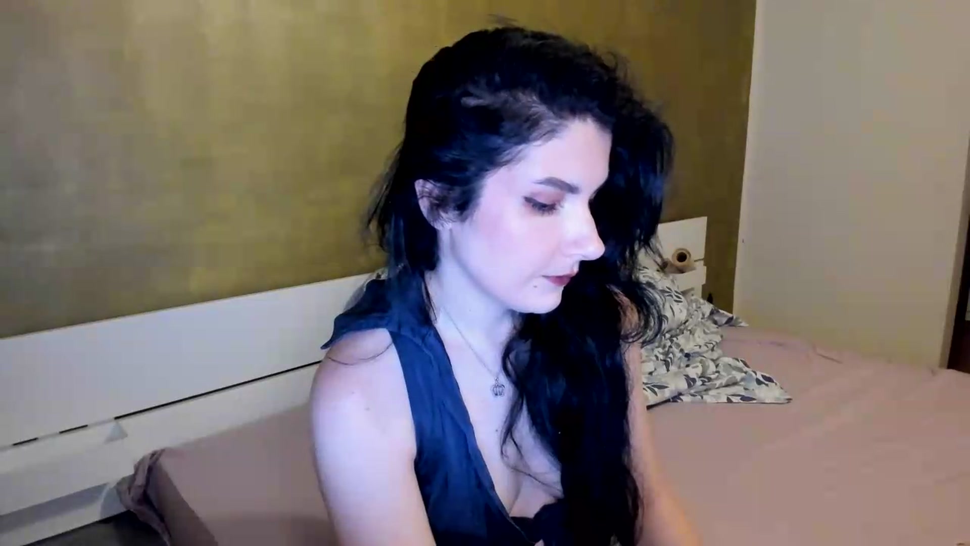 Gallery image thumbnail from SiouxPrincess's myfreecams stream on, 07/29/2026, 21:47 image 14 of 20
