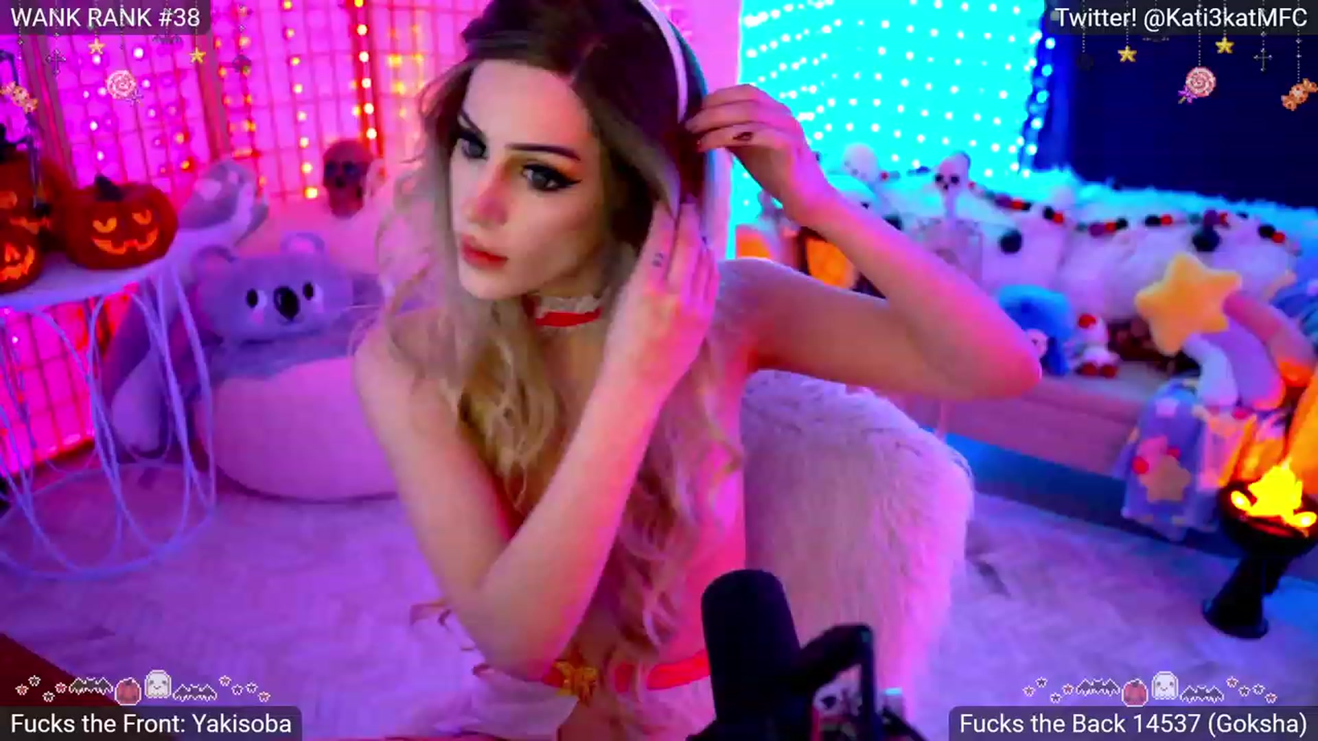 Gallery image thumbnail from SireCumBuckt's myfreecams stream on, 10/19/2023, 05:32 image 3 of 20
