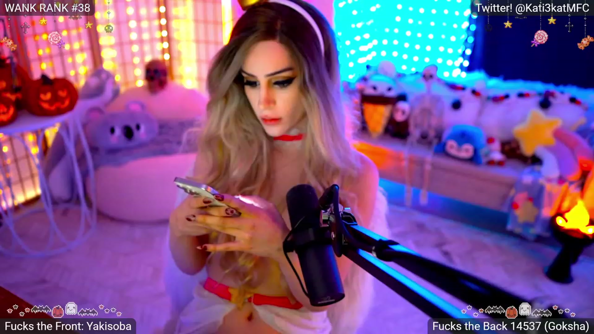 Gallery image thumbnail from SireCumBuckt's myfreecams stream on, 10/19/2023, 05:32 image 1 of 20