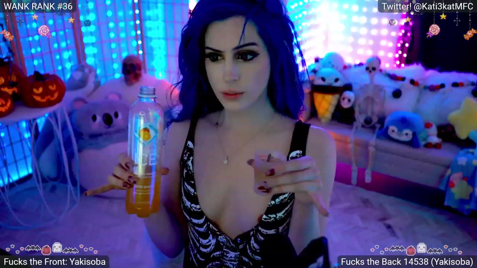 Gallery image thumbnail from SireCumBuckt's myfreecams stream on, 10/19/2023, 06:33 image 19 of 20