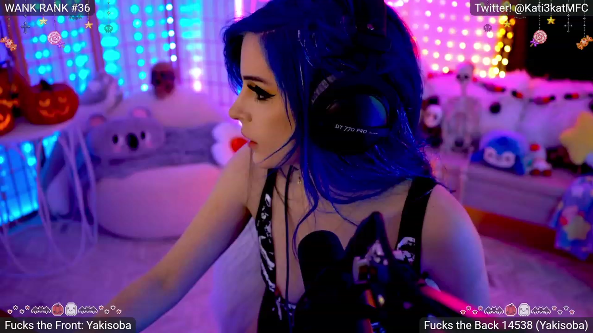 Gallery image thumbnail from SireCumBuckt's myfreecams stream on, 10/19/2023, 06:33 image 16 of 20