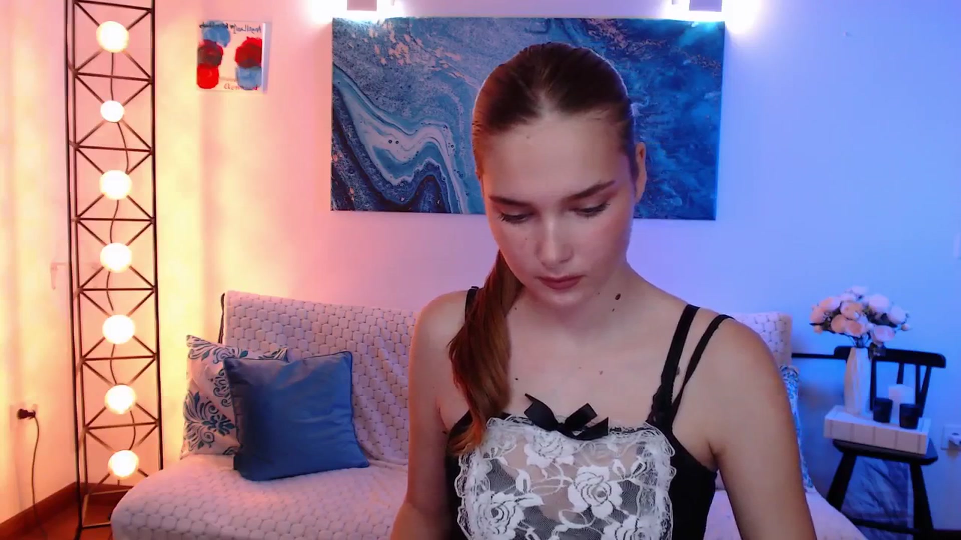 Gallery image thumbnail from Sirela's myfreecams stream on, 05/29/2025, 12:42 image 17 of 20