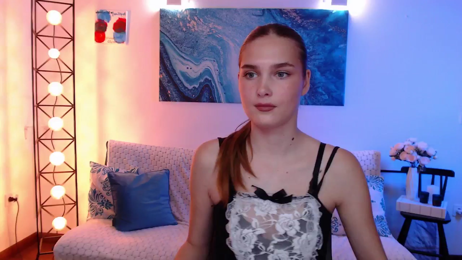 Gallery image thumbnail from Sirela's myfreecams stream on, 05/29/2025, 12:42 image 3 of 20