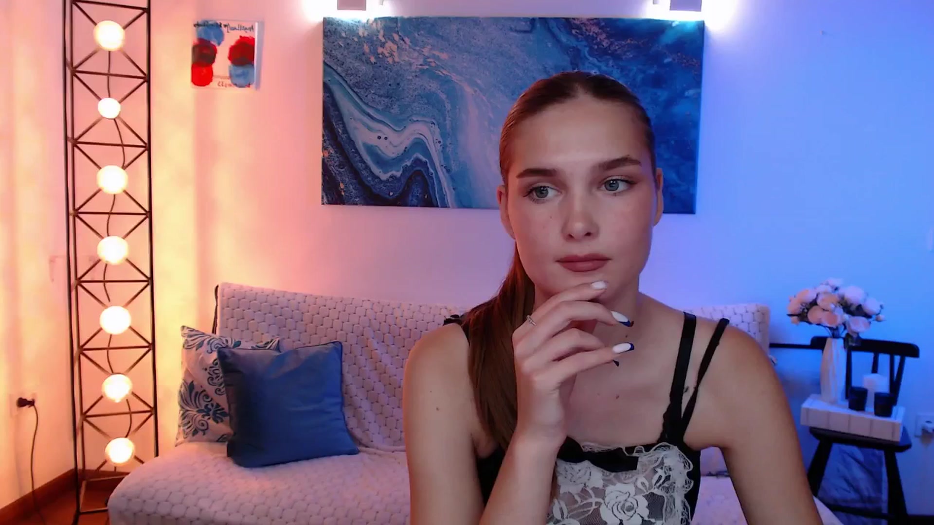 Gallery image thumbnail from Sirela's myfreecams stream on, 05/29/2025, 12:42 image 13 of 20