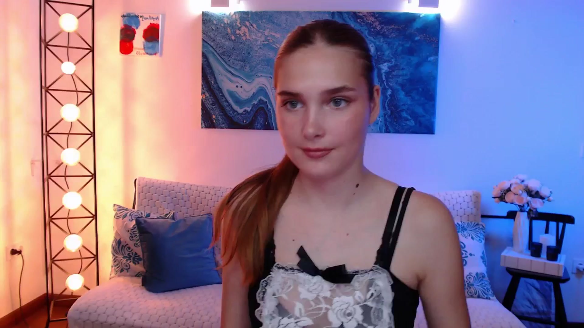 Gallery image thumbnail from Sirela's myfreecams stream on, 05/29/2025, 14:12 image 17 of 20