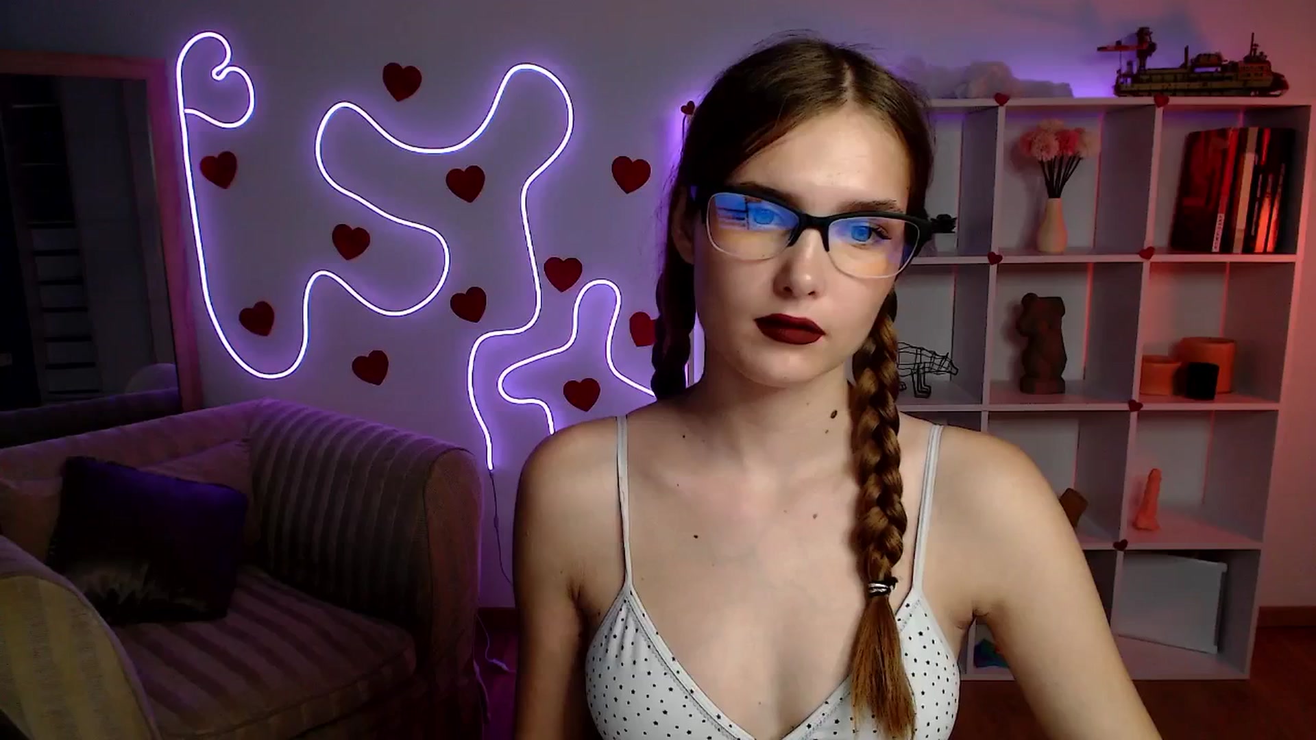 Gallery image thumbnail from Sirela's myfreecams stream on, 06/07/2025, 13:49 image 12 of 20