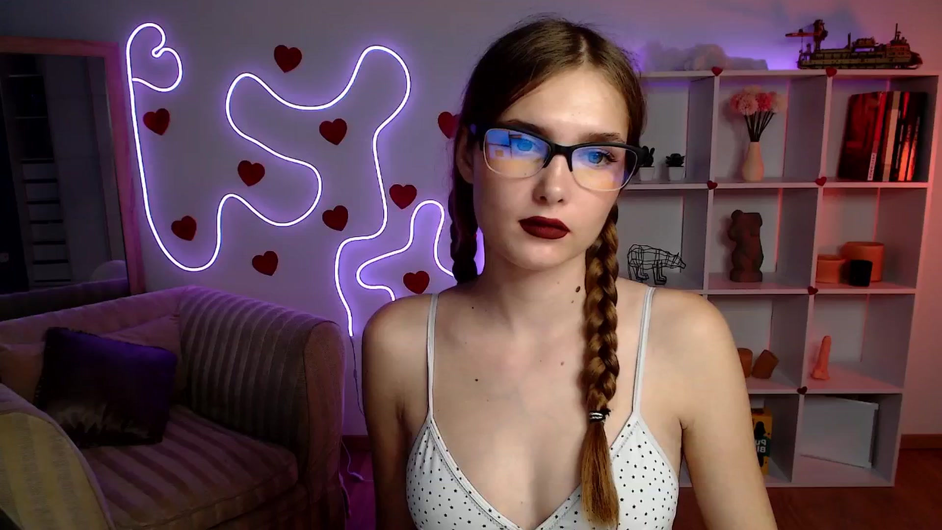 Gallery image thumbnail from Sirela's myfreecams stream on, 06/07/2025, 13:49 image 16 of 20