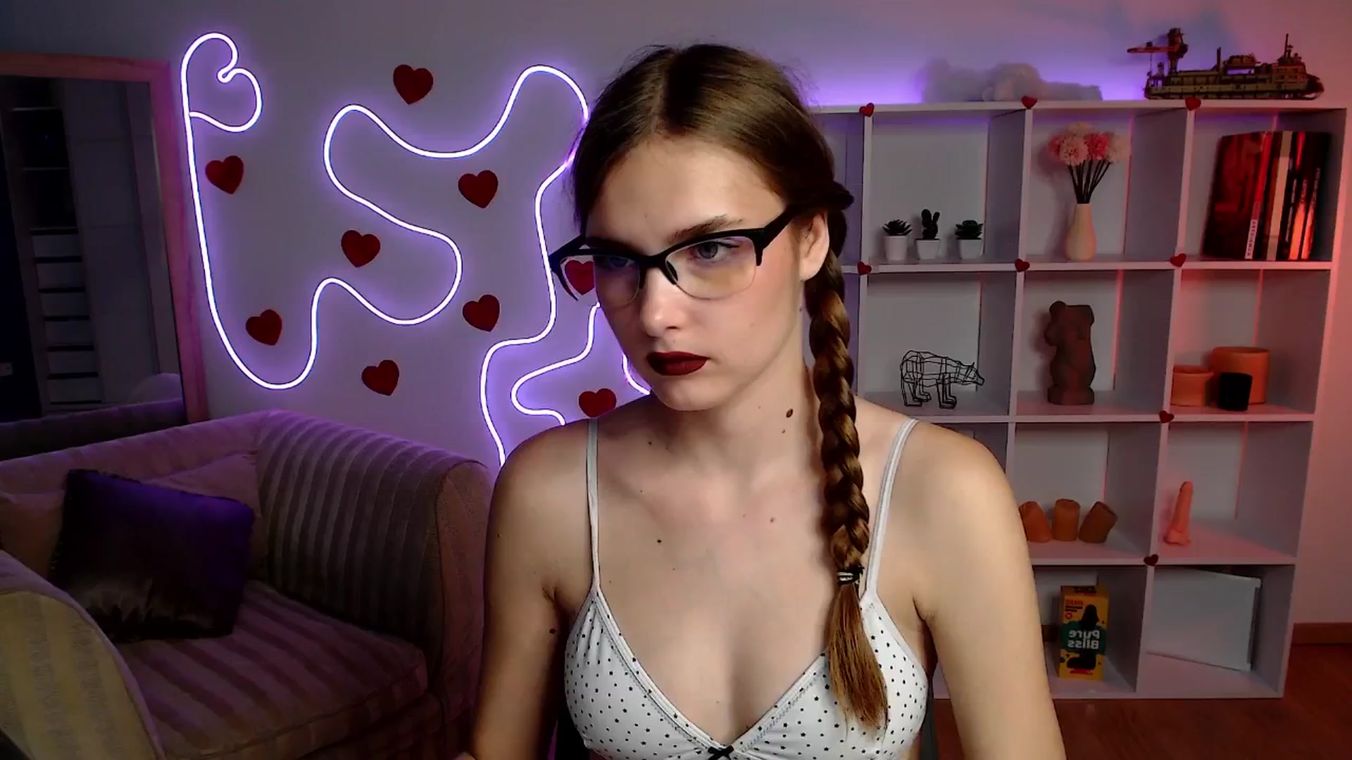 Gallery image thumbnail from Sirela's myfreecams stream on, 06/07/2025, 13:49 image 10 of 20