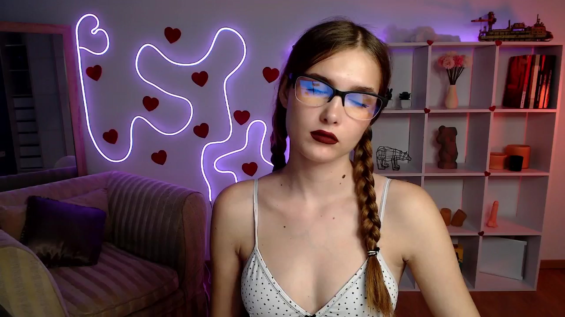 Gallery image thumbnail from Sirela's myfreecams stream on, 06/07/2025, 13:49 image 4 of 20