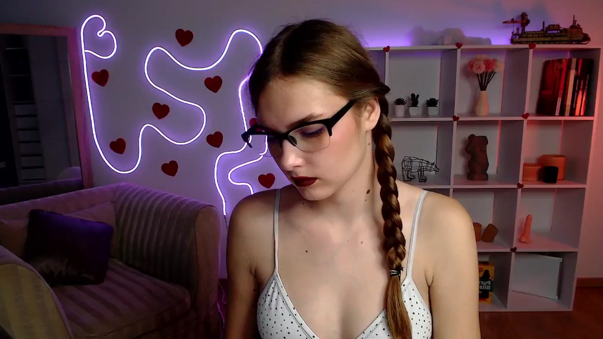 Gallery image thumbnail from Sirela's myfreecams stream on, 06/07/2025, 13:49 image 14 of 20