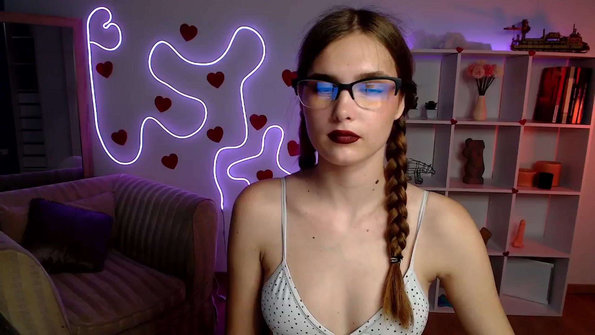 Gallery image thumbnail from Sirela's myfreecams stream on, 06/07/2025, 16:33 image 5 of 20