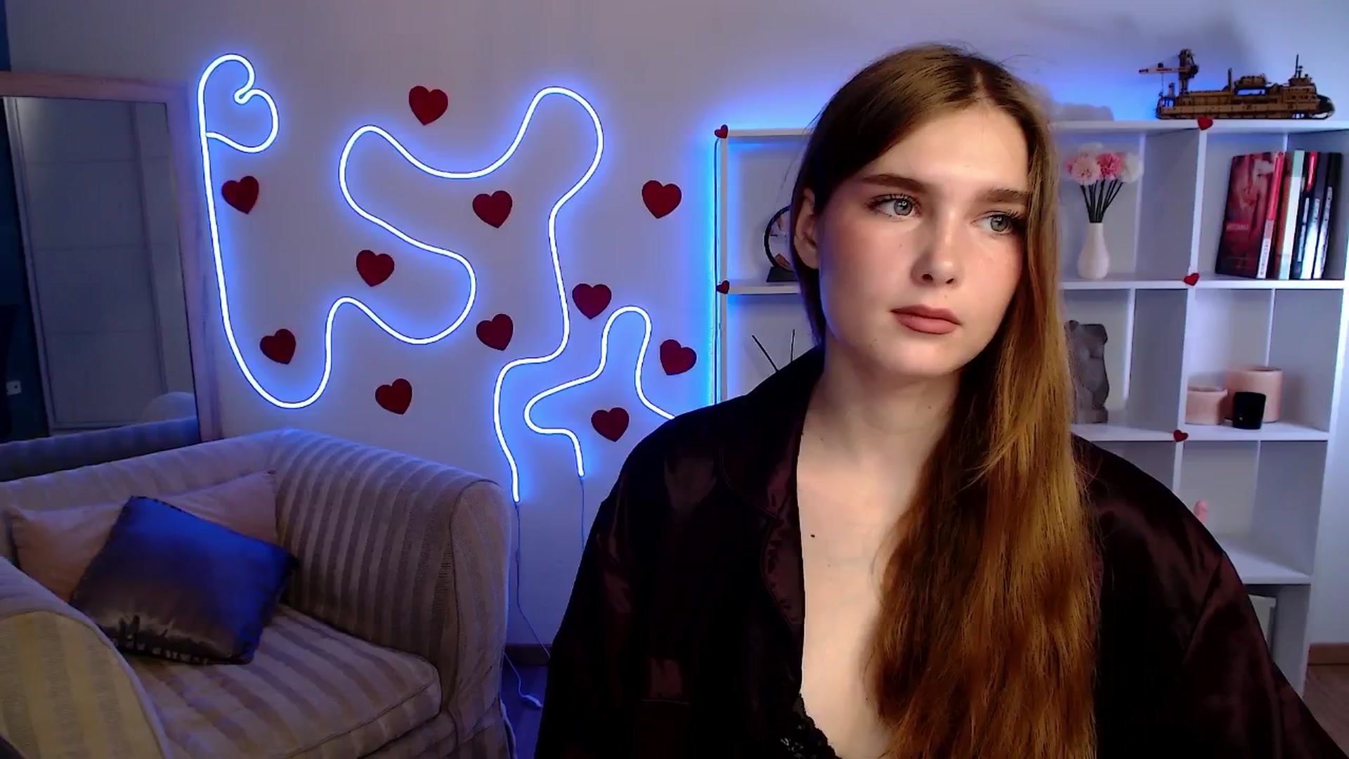 Gallery image thumbnail from Sirela's myfreecams stream on, 06/08/2025, 11:31 image 3 of 20