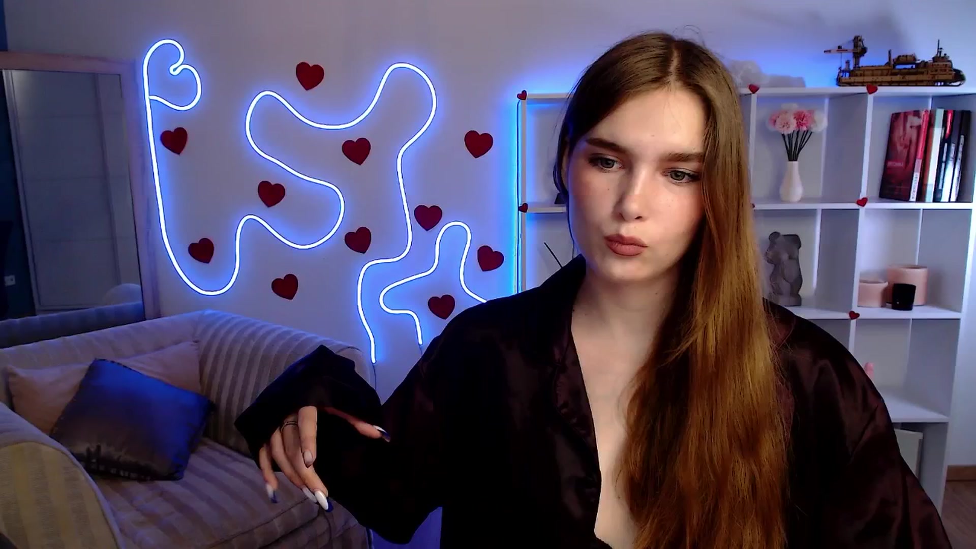 Gallery image thumbnail from Sirela's myfreecams stream on, 06/08/2025, 11:31 image 8 of 20