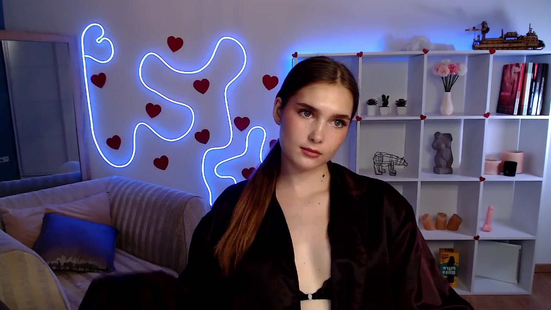 Gallery image thumbnail from Sirela's myfreecams stream on, 06/08/2025, 14:52 image 14 of 20
