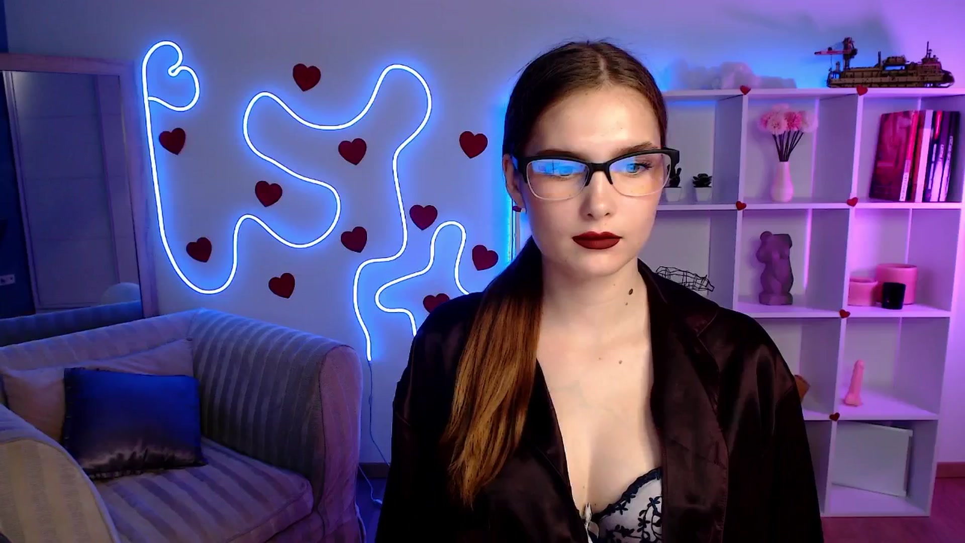 Gallery image thumbnail from Sirela's myfreecams stream on, 06/08/2025, 18:37 image 3 of 20