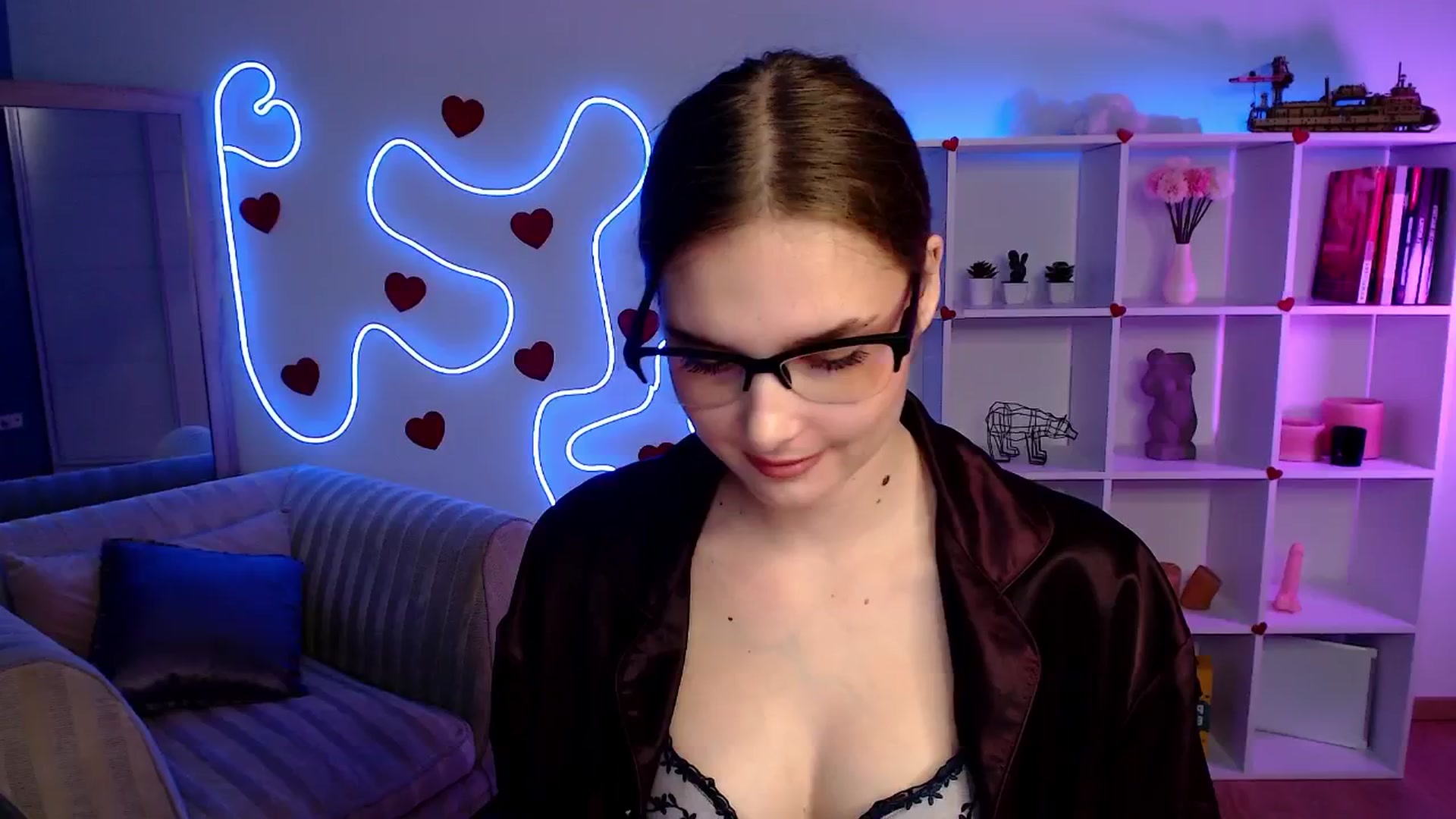 Gallery image thumbnail from Sirela's myfreecams stream on, 06/08/2025, 18:37 image 2 of 20