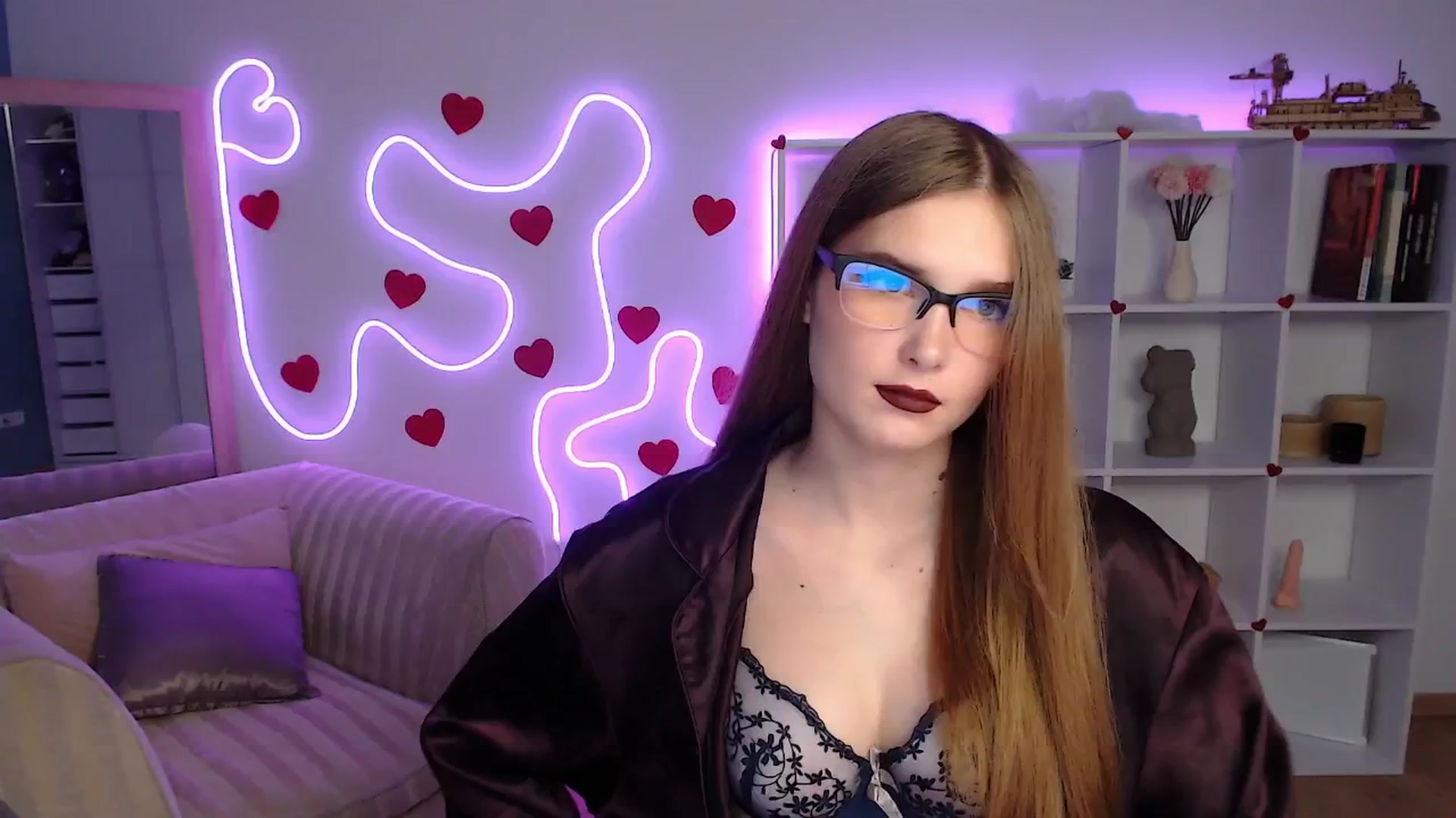 Gallery image thumbnail from Sirela's myfreecams stream on, 06/09/2025, 12:03 image 8 of 20