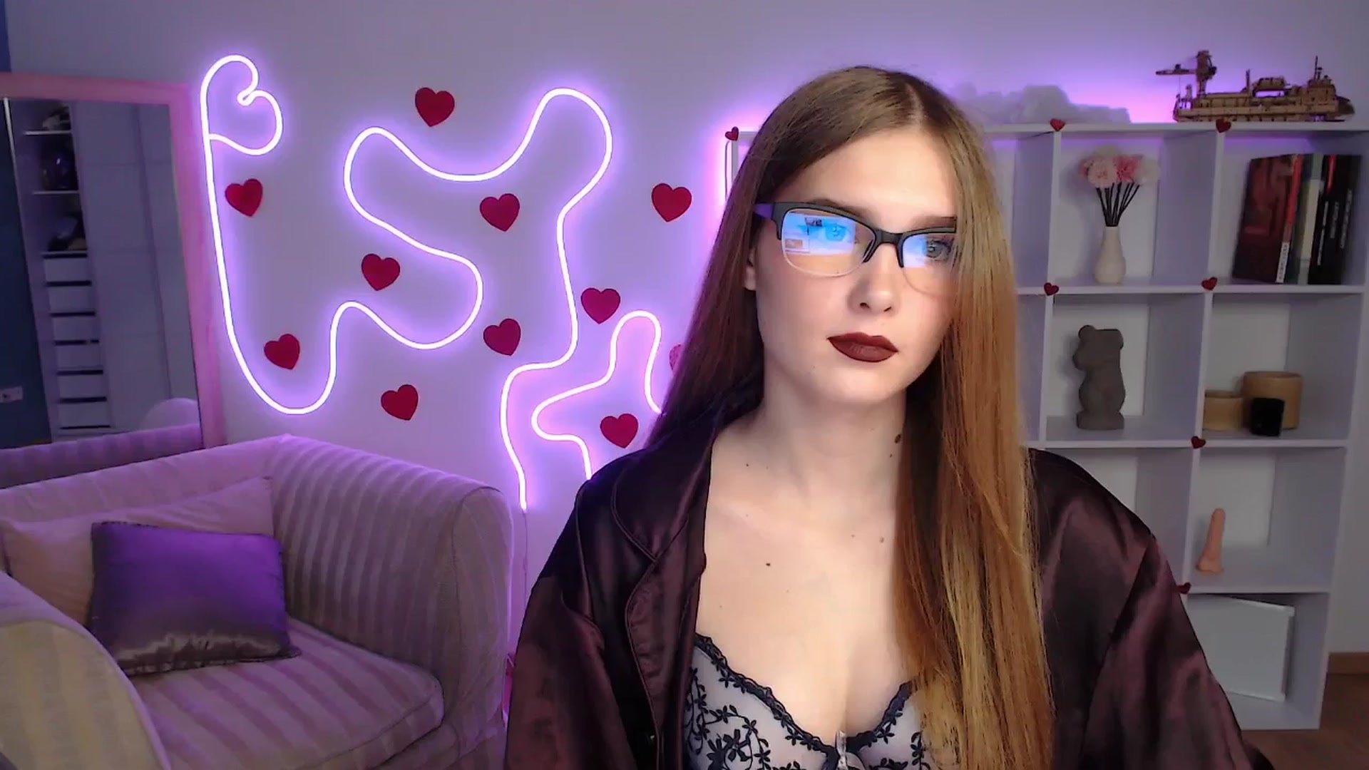 Gallery image thumbnail from Sirela's myfreecams stream on, 06/09/2025, 12:03 image 3 of 20