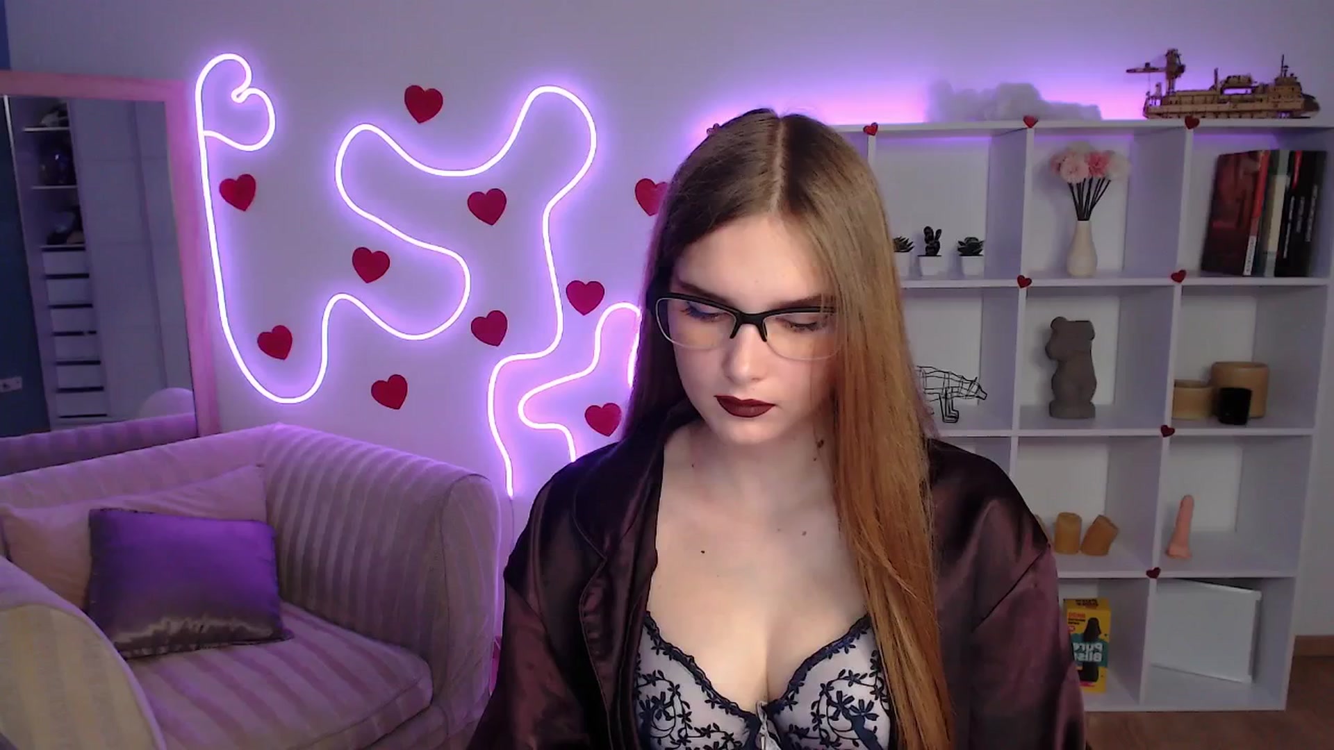 Gallery image thumbnail from Sirela's myfreecams stream on, 06/09/2025, 12:03 image 15 of 20
