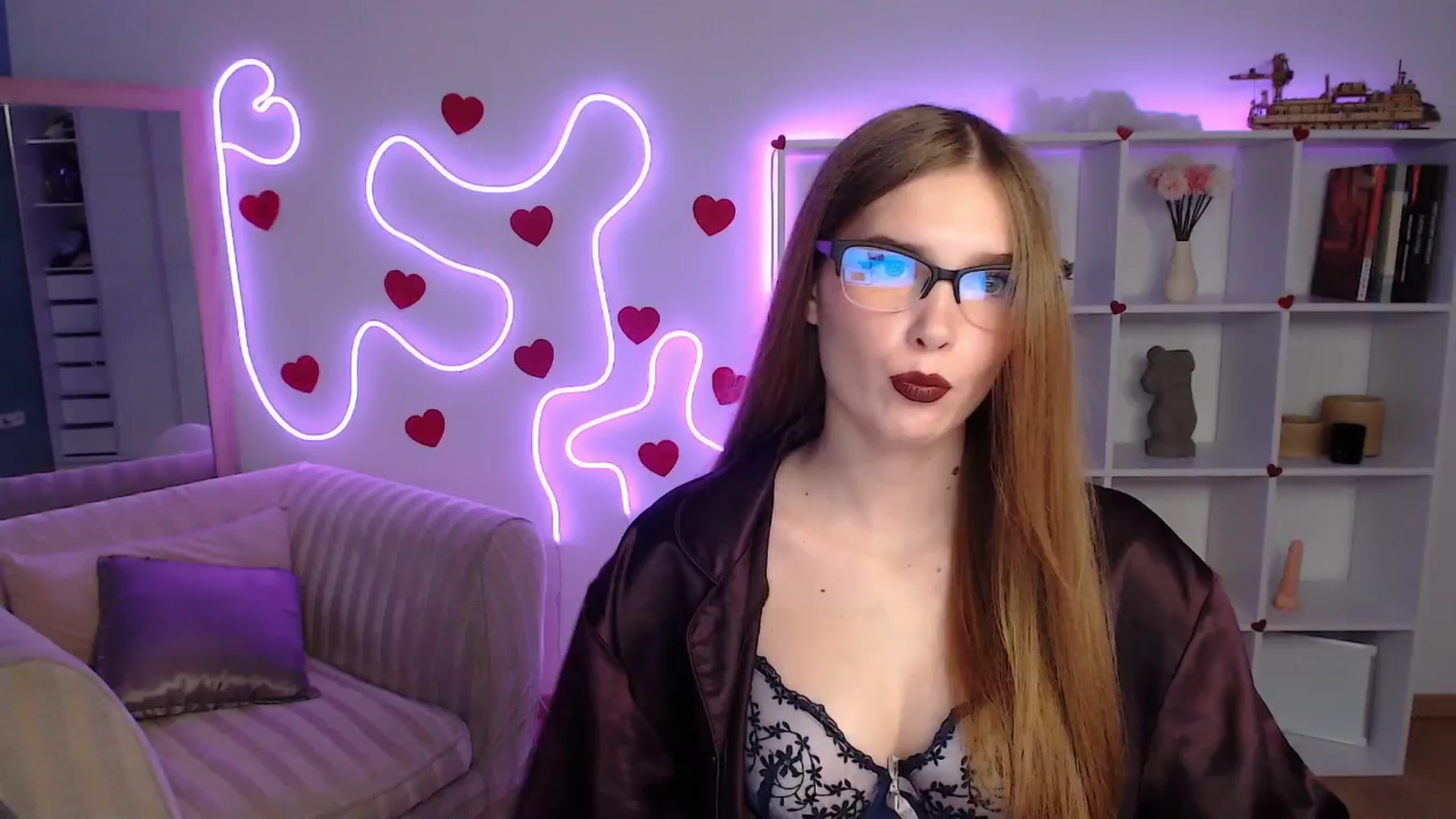 Gallery image thumbnail from Sirela's myfreecams stream on, 06/09/2025, 12:03 image 7 of 20