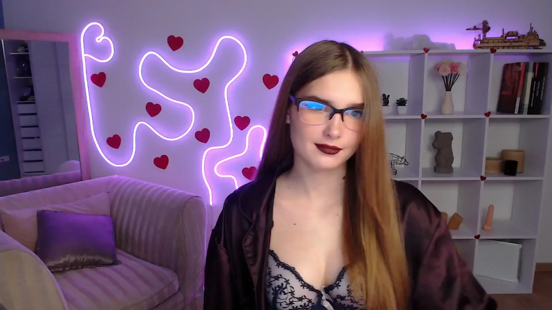 Gallery image thumbnail from Sirela's myfreecams stream on, 06/09/2025, 12:03 image 6 of 20