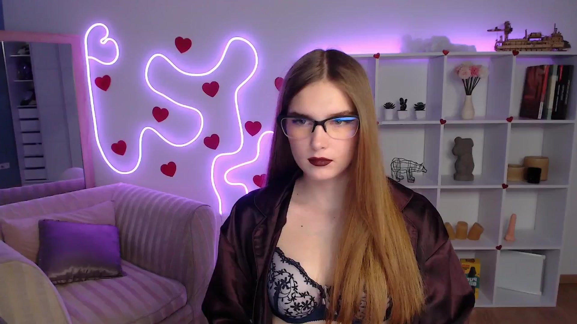 Gallery image thumbnail from Sirela's myfreecams stream on, 06/09/2025, 12:29 image 17 of 20