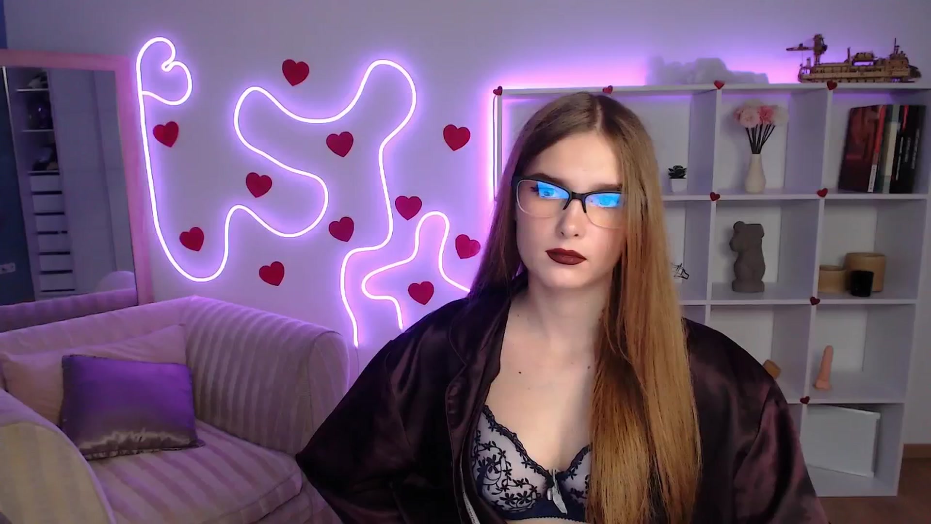 Gallery image thumbnail from Sirela's myfreecams stream on, 06/09/2025, 13:15 image 7 of 20