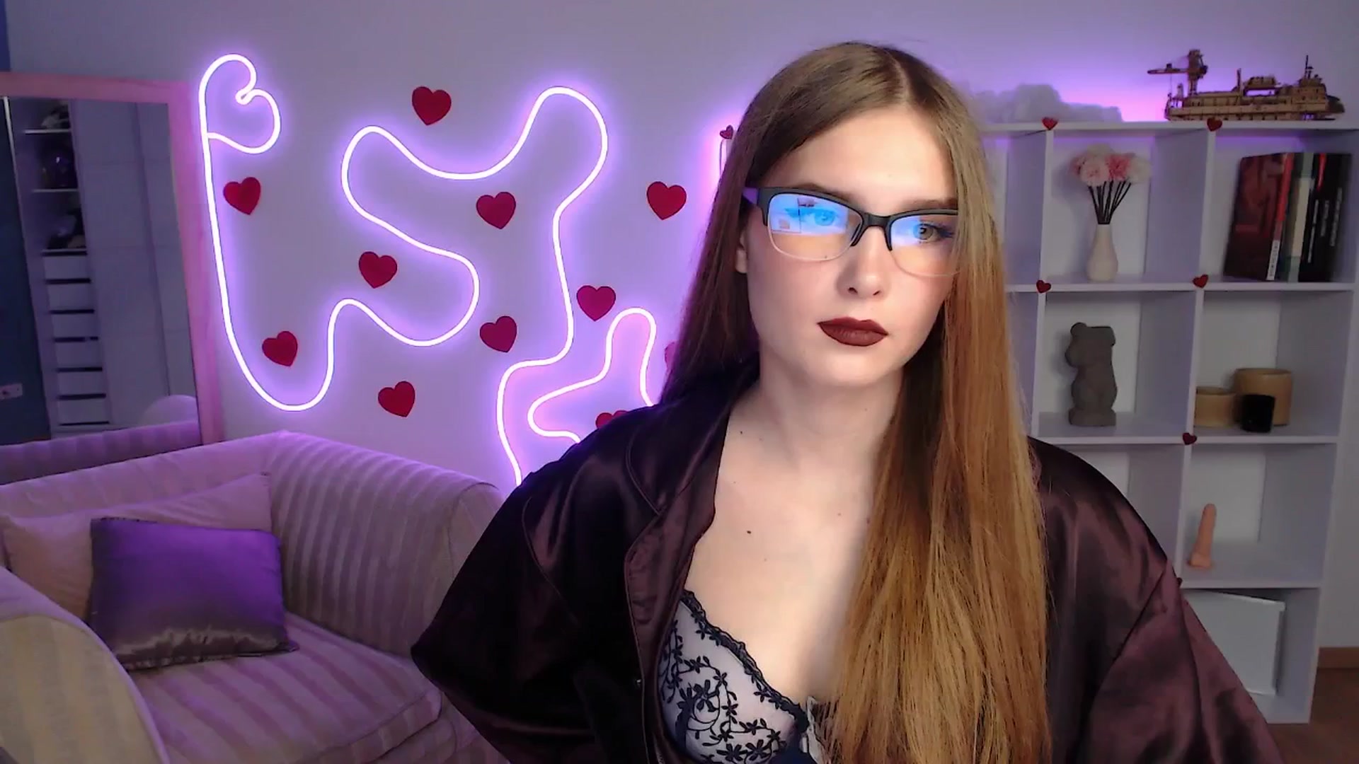 Gallery image thumbnail from Sirela's myfreecams stream on, 06/09/2025, 13:15 image 6 of 20