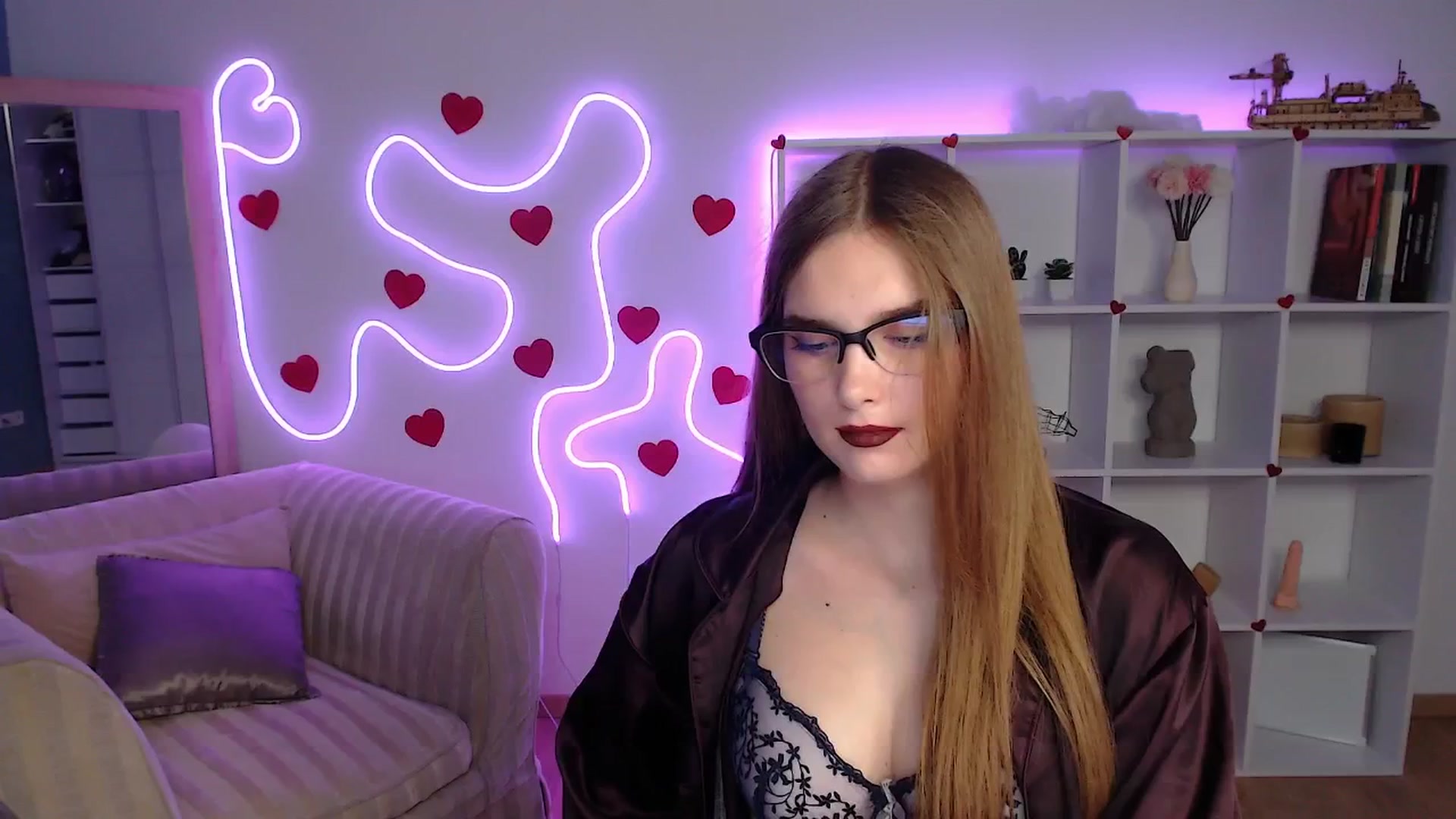 Gallery image thumbnail from Sirela's myfreecams stream on, 06/09/2025, 14:50 image 1 of 20