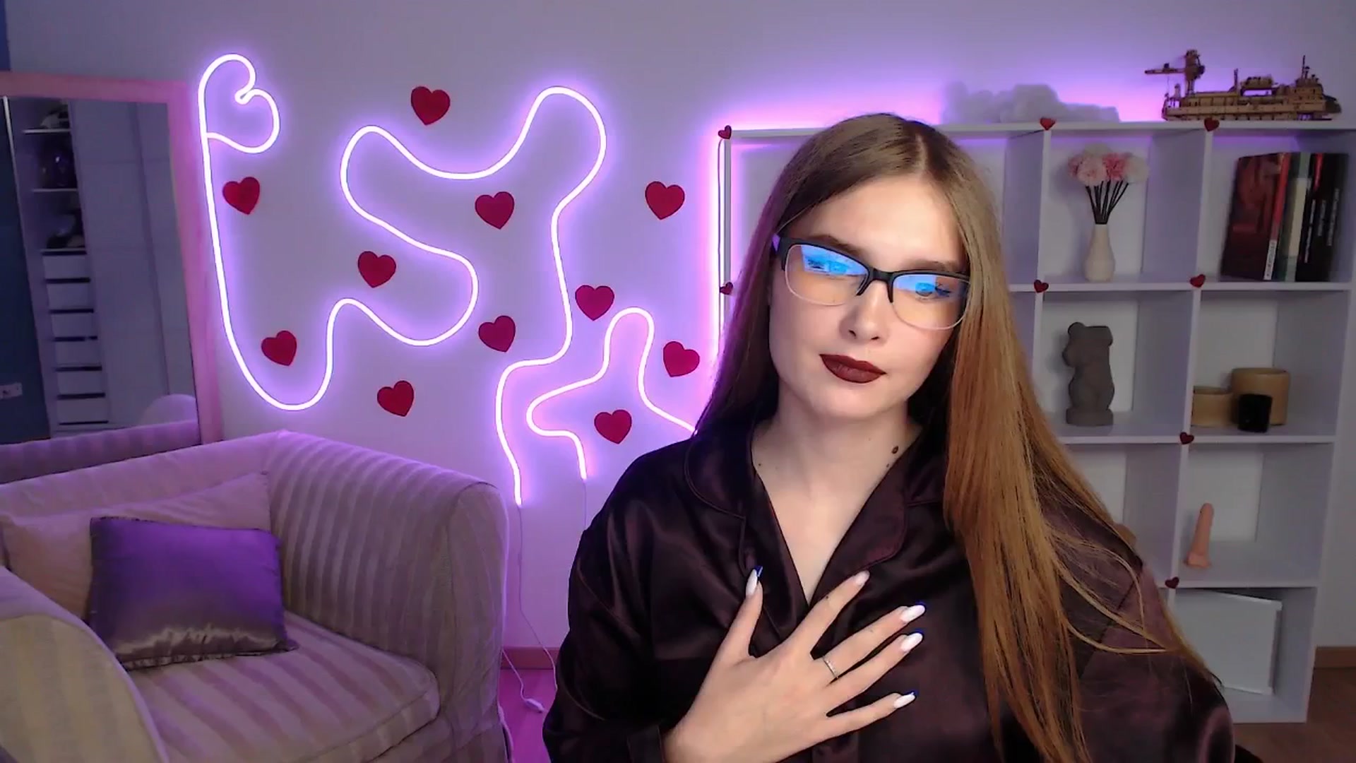 Gallery image thumbnail from Sirela's myfreecams stream on, 06/09/2025, 14:50 image 13 of 20