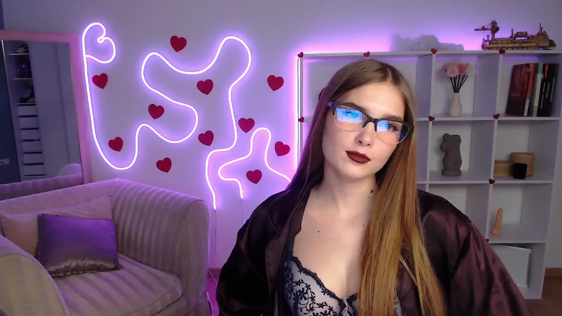 Gallery image thumbnail from Sirela's myfreecams stream on, 06/09/2025, 14:50 image 3 of 20
