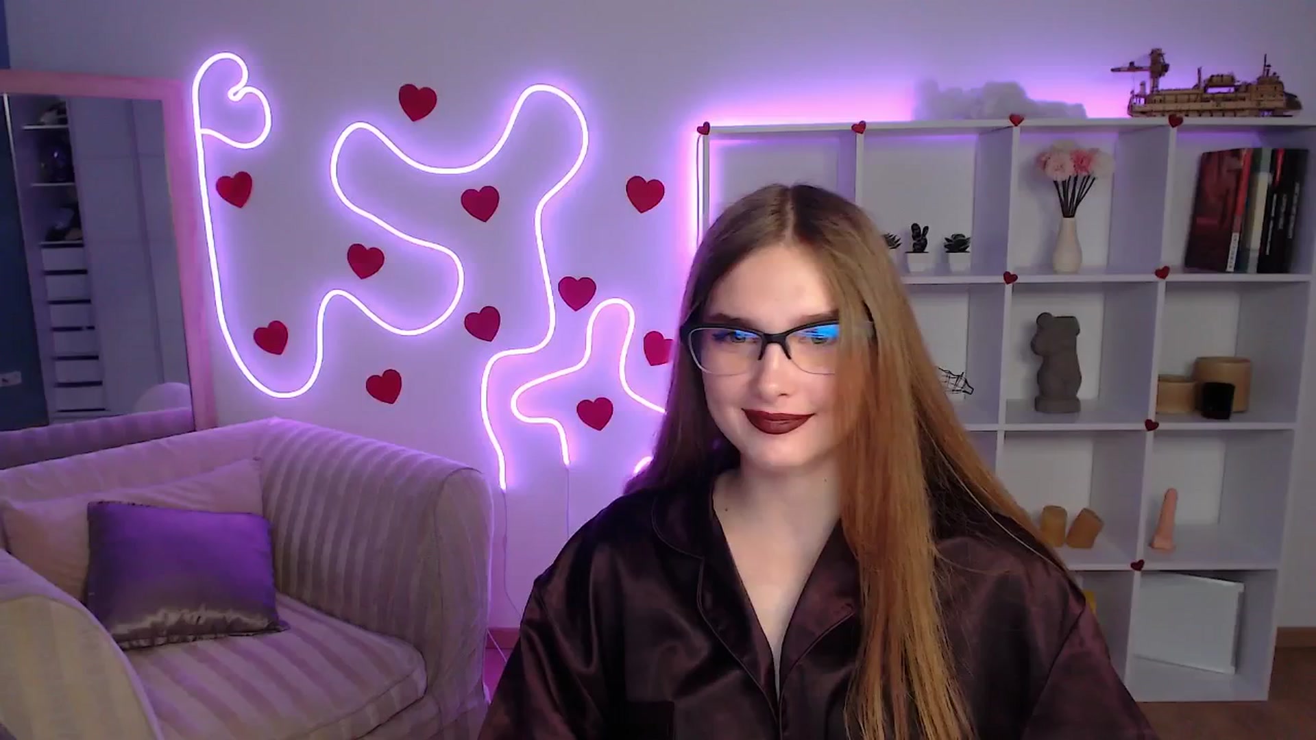 Gallery image thumbnail from Sirela's myfreecams stream on, 06/09/2025, 14:50 image 16 of 20