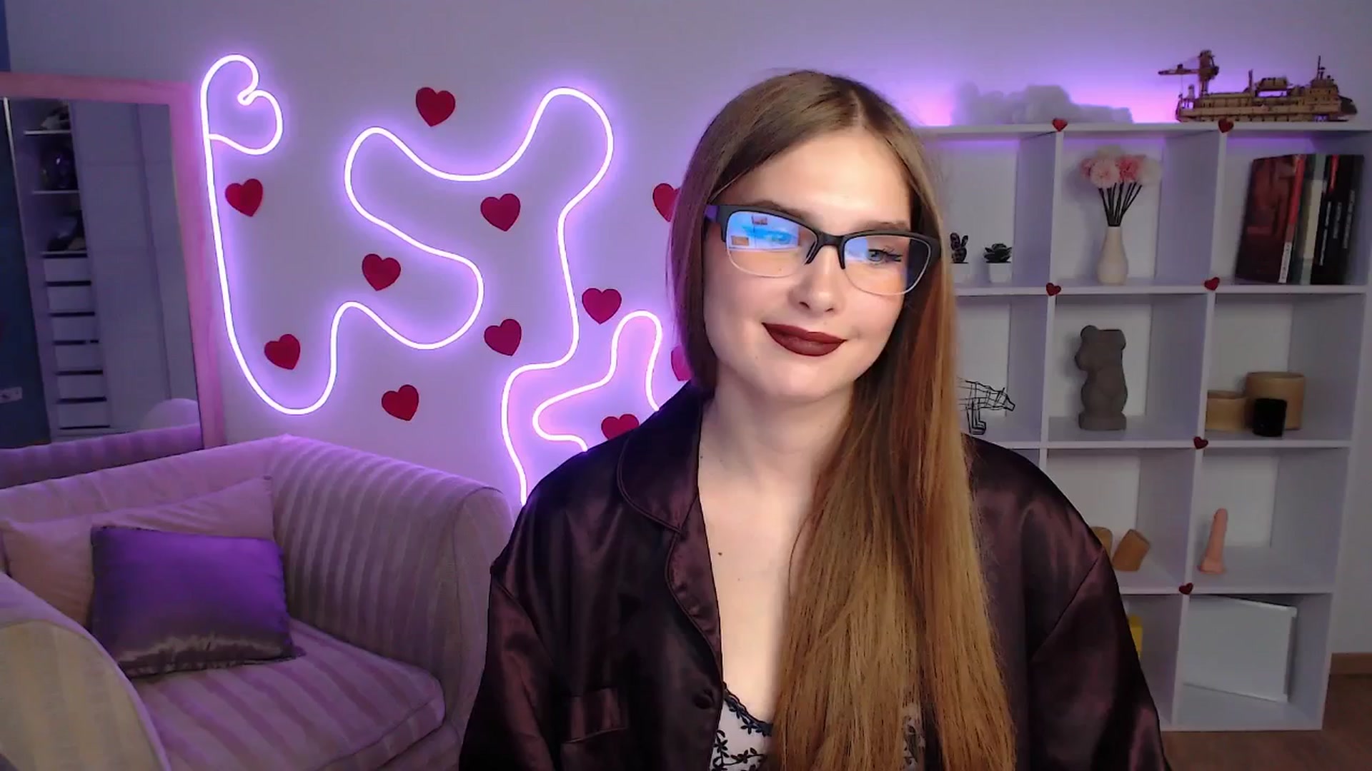 Gallery image thumbnail from Sirela's myfreecams stream on, 06/09/2025, 15:38 image 4 of 20