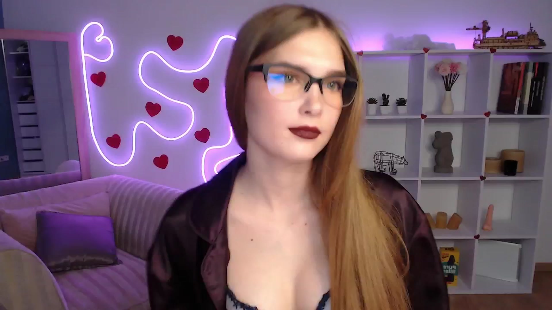 Gallery image thumbnail from Sirela's myfreecams stream on, 06/09/2025, 15:38 image 1 of 20