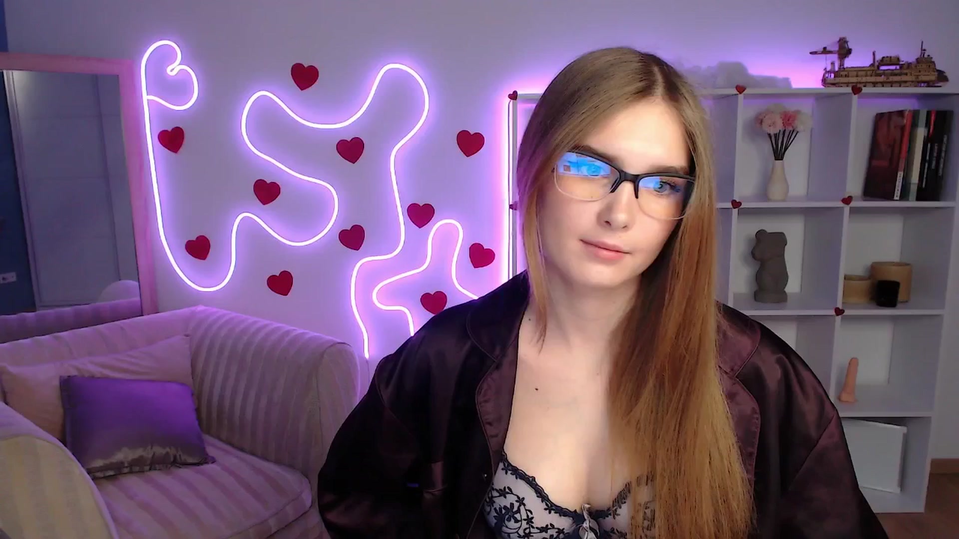Gallery image thumbnail from Sirela's myfreecams stream on, 06/09/2025, 16:15 image 10 of 20