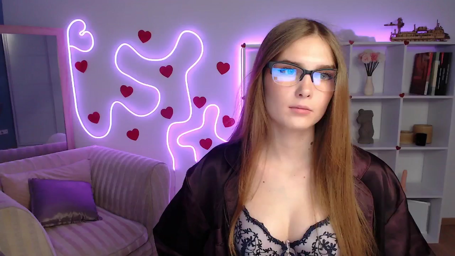 Gallery image thumbnail from Sirela's myfreecams stream on, 06/09/2025, 16:15 image 4 of 20