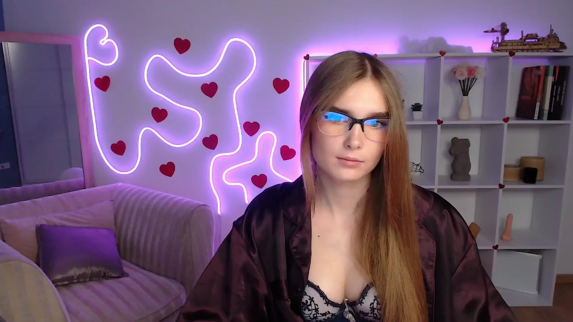 Gallery image thumbnail from Sirela's myfreecams stream on, 06/09/2025, 16:15 image 13 of 20