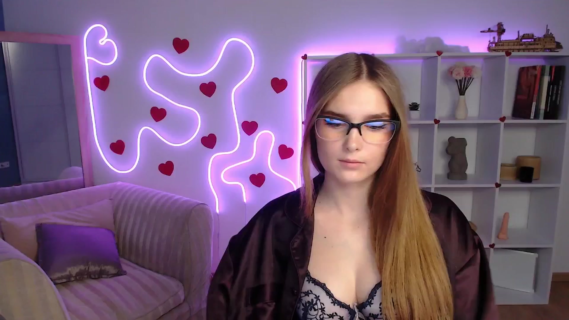 Gallery image thumbnail from Sirela's myfreecams stream on, 06/09/2025, 17:15 image 2 of 20