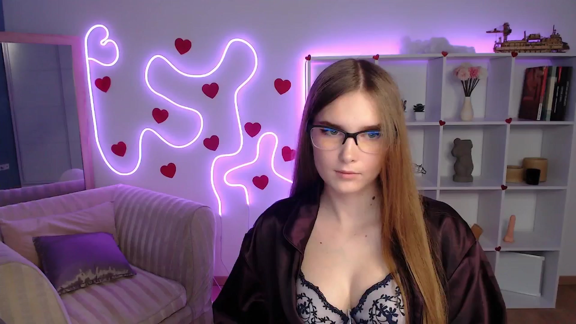 Gallery image thumbnail from Sirela's myfreecams stream on, 06/09/2025, 17:15 image 18 of 20