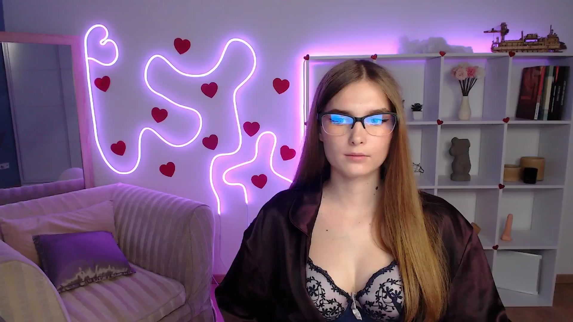 Gallery image thumbnail from Sirela's myfreecams stream on, 06/09/2025, 17:15 image 15 of 20