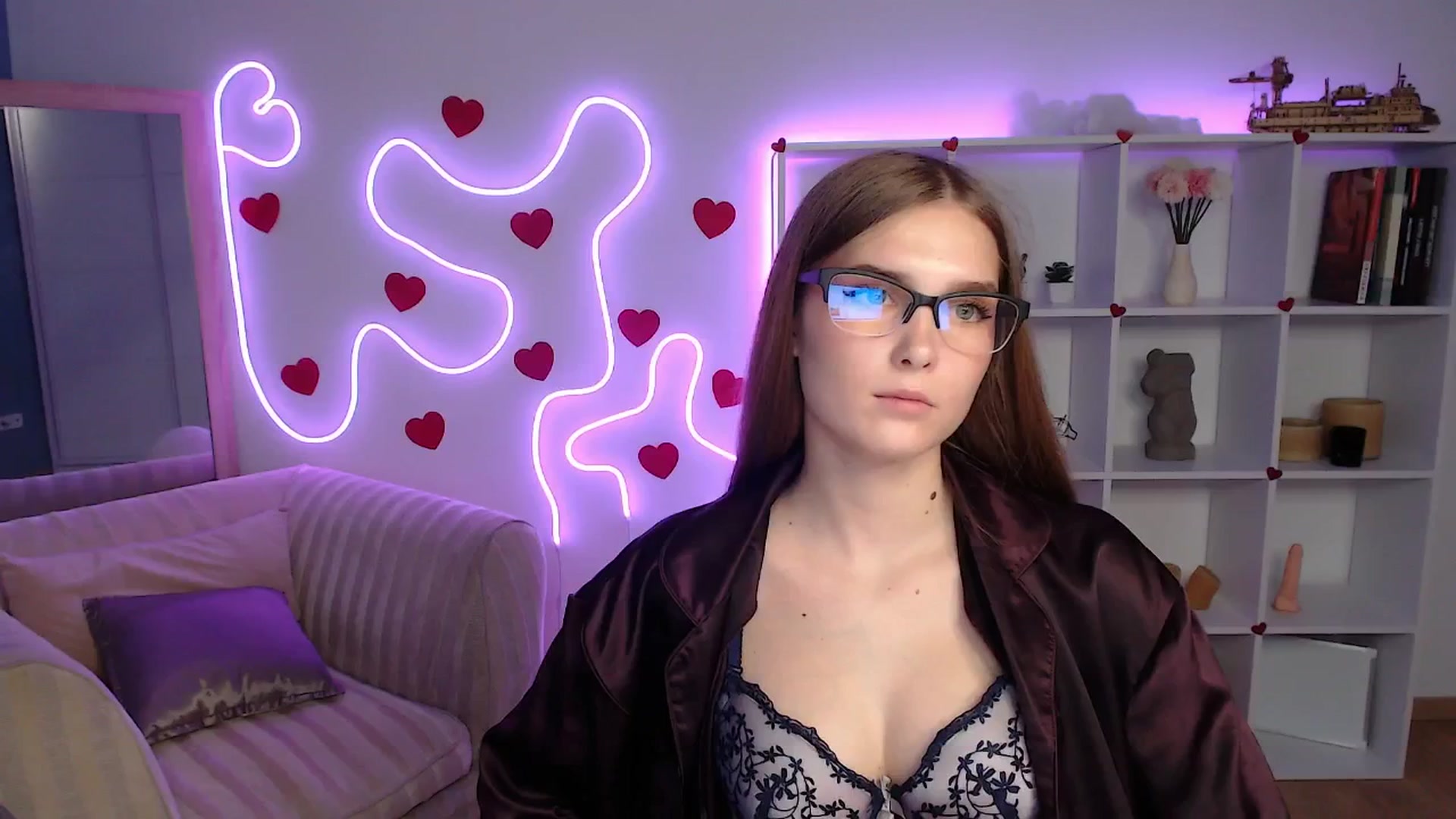 Gallery image thumbnail from Sirela's myfreecams stream on, 06/09/2025, 17:38 image 1 of 20