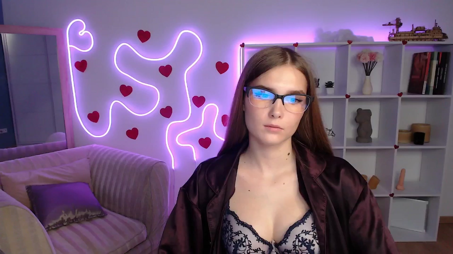 Gallery image thumbnail from Sirela's myfreecams stream on, 06/09/2025, 17:38 image 3 of 20