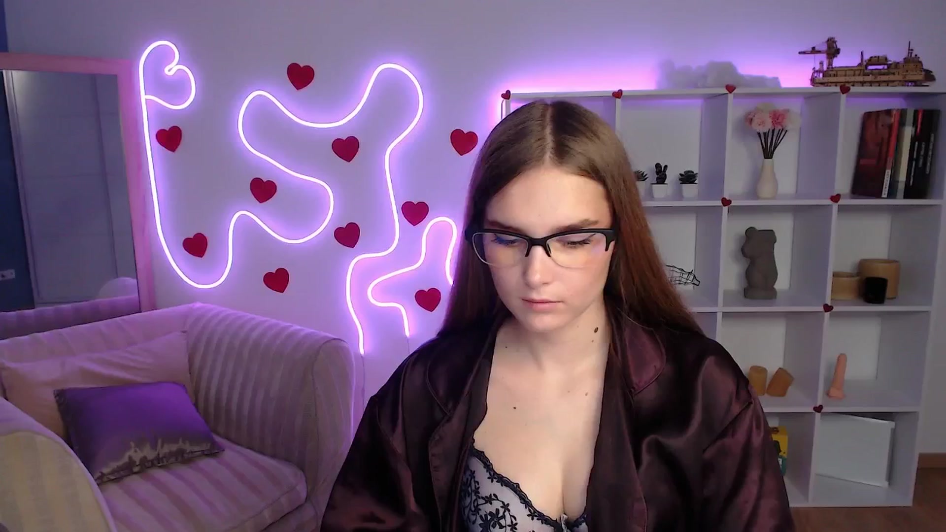 Gallery image thumbnail from Sirela's myfreecams stream on, 06/09/2025, 17:38 image 8 of 20
